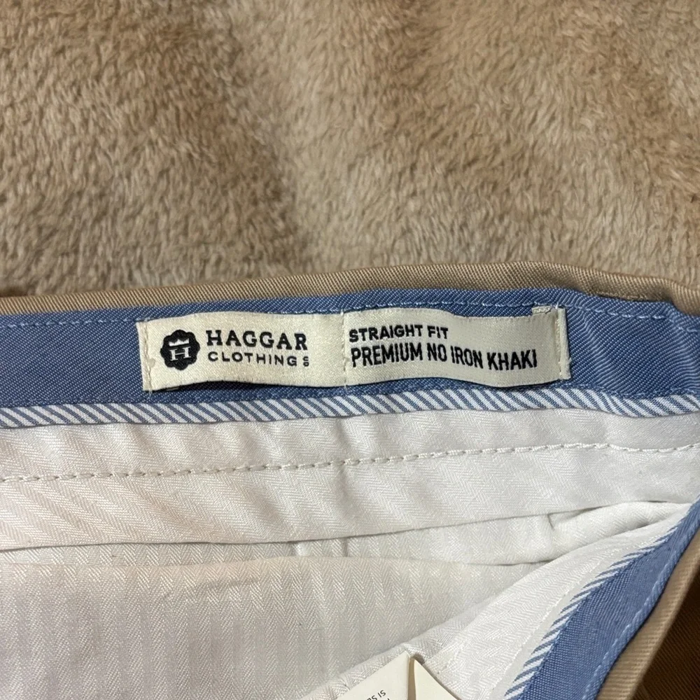 Haggar Men's Classic Khaki Chinos